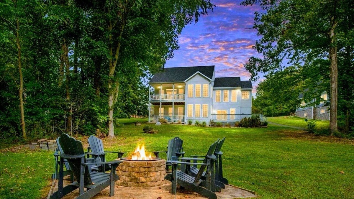 Mineral House | Lakefront Lake Anna, Boat Dock, Hot Tub, Deck View