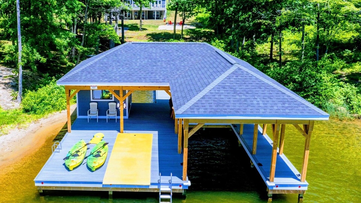 Mineral House | Lakefront Lake Anna with Cove, Dock, Deck, Hot Tub