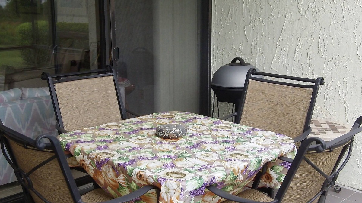 Casselberry Condo | Lakefront Luxury Furnished Split Floor Plan First Floor Condo