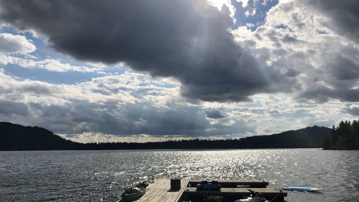 Loon Lake House | Lakefront Luxury on Deer Lake
