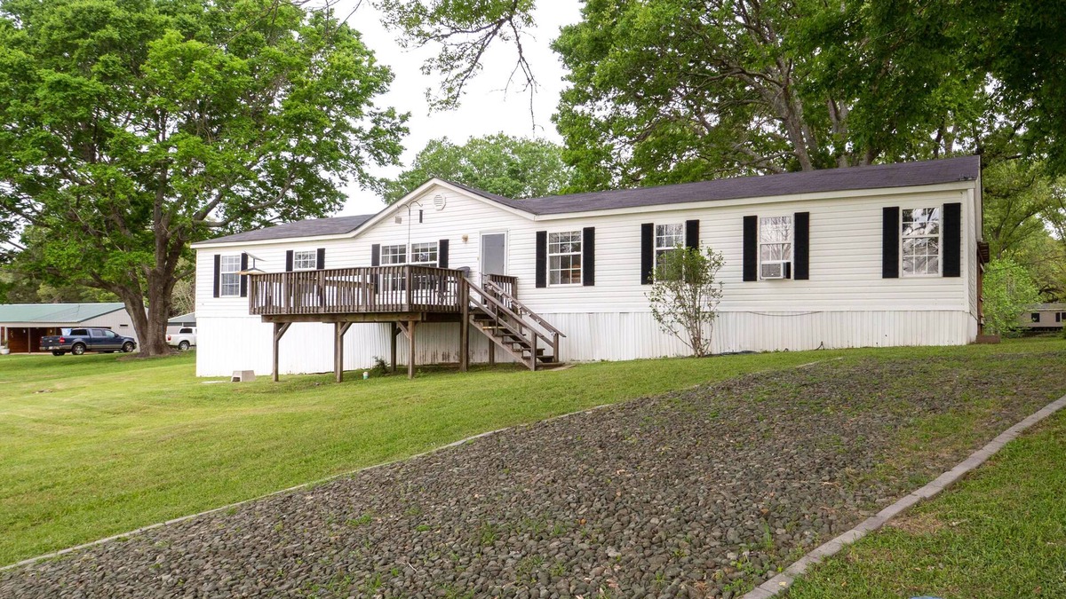 Turtle Beach House | Lakefront Many Vacation Home w/Deck & Views