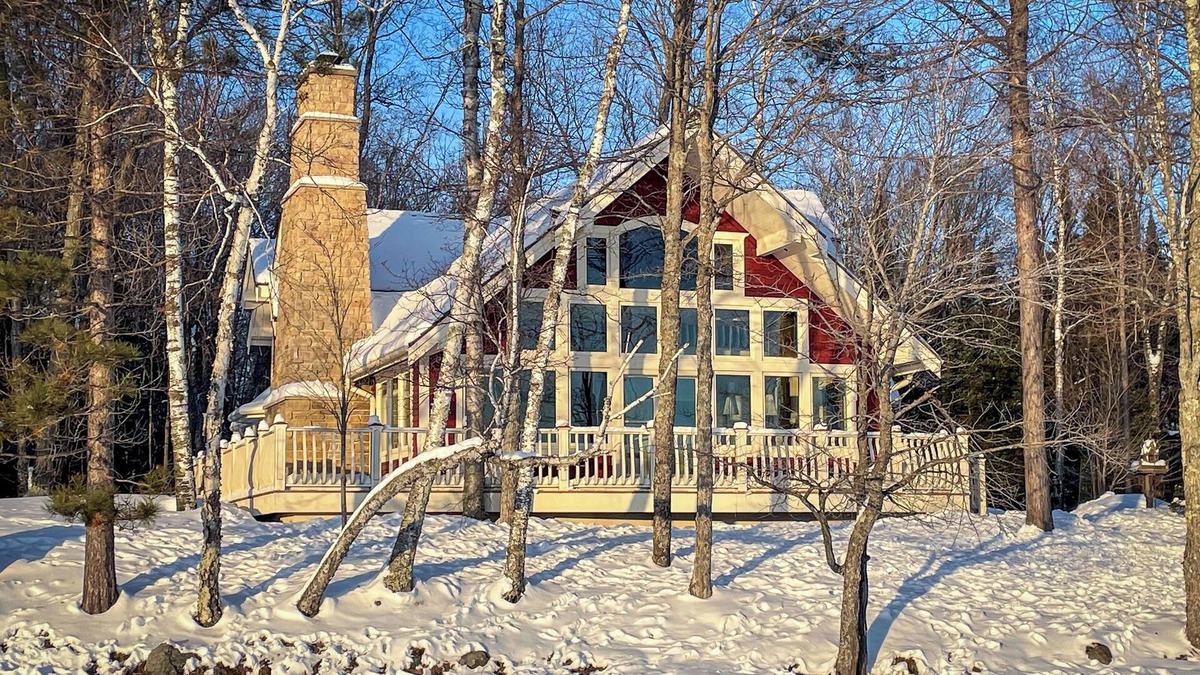 Channing Cottage | Lakefront Michigan Retreat w/Private Dock