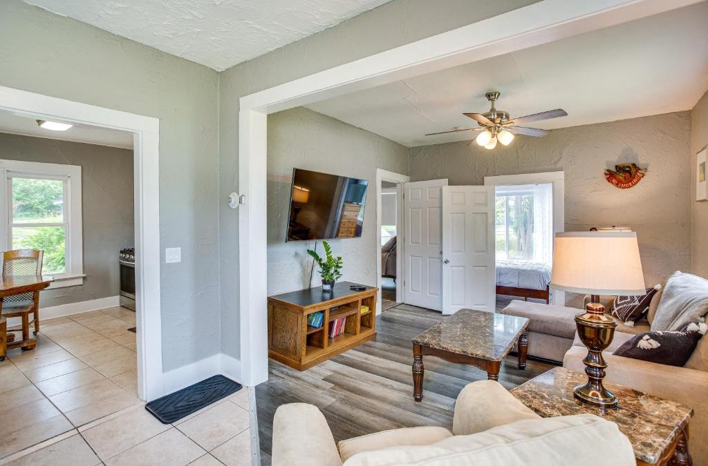 Mound House | Lakefront Mound Getaway Near Snowmobiling Trails!