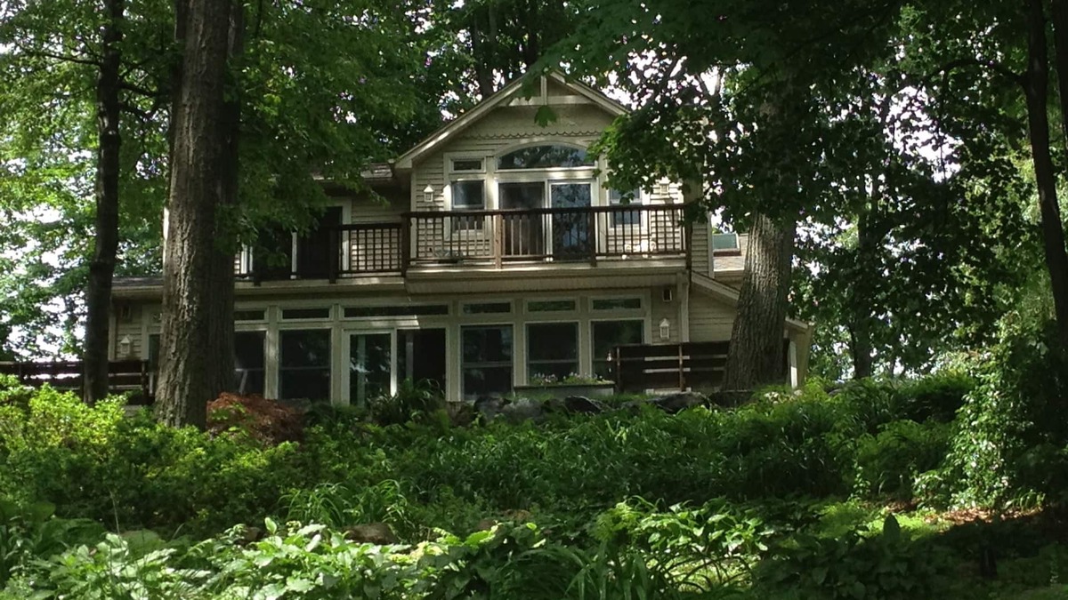 West Milford House | Lakefront New York City Getaway Only One Hour Away in northern New Jersey