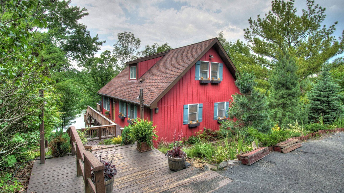 Athens Ski Chalet | Lakefront on the quiet side of main lake!