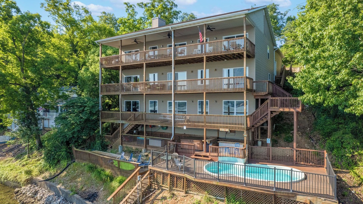 Lake of the Ozarks House | Lakefront Ozarks Home: Tiki Bar, Pool, Deck, Views
