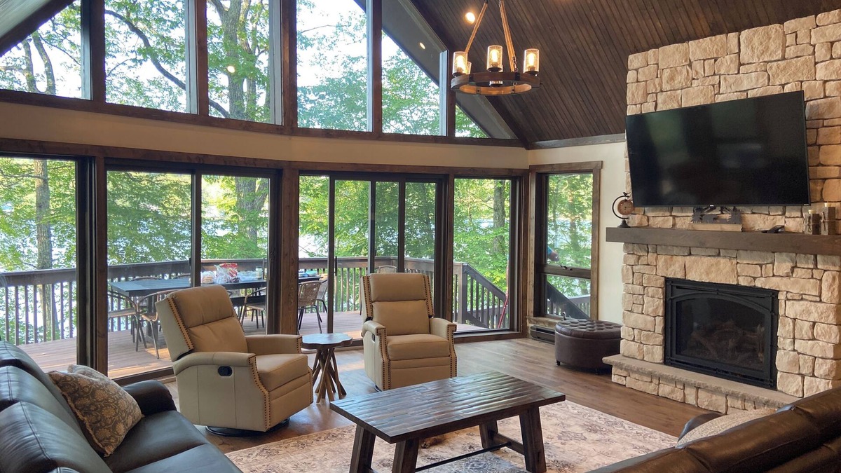 Rowland House | Lakefront Pocono Retreat w/Hot Tub & Game Loft in Masthope