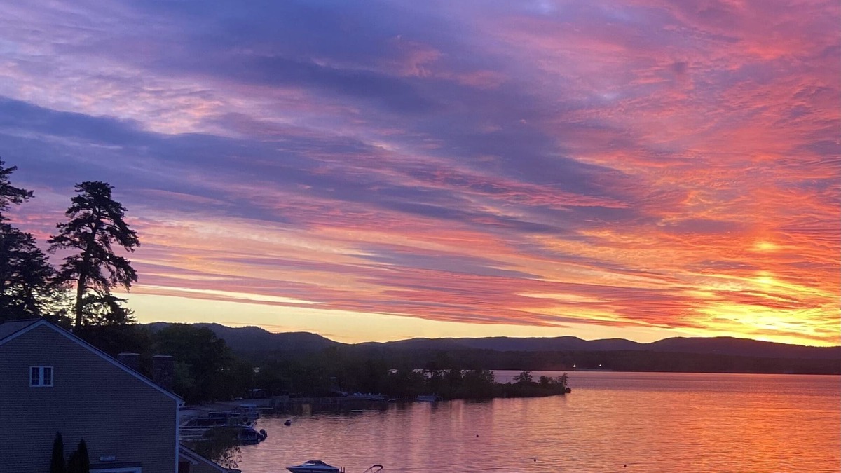 Center Ossipee House | Lakefront property in perfect condition. Reserve now for coveted summer weeks.