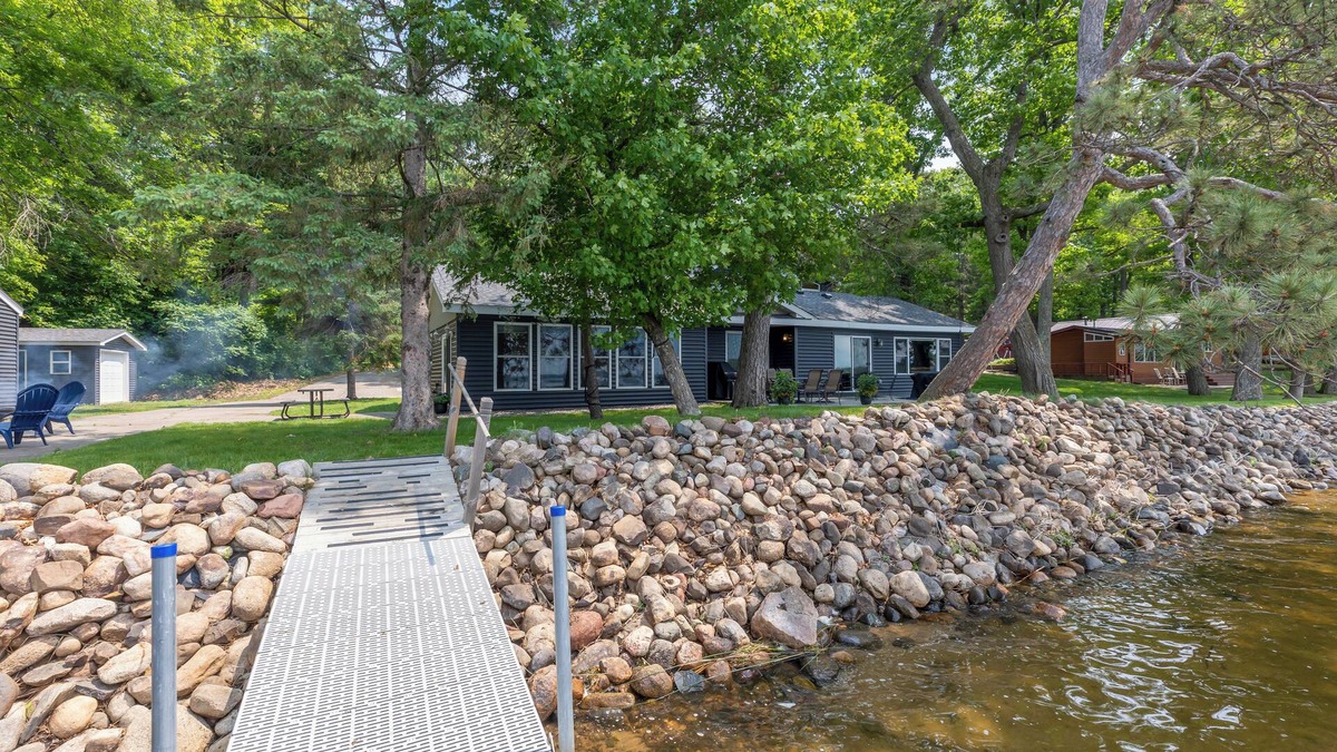 Hillman House | Lakefront Retreat on Platte Lake - Sleeps 18 - 2 King Ensuites - Pontoon Rental