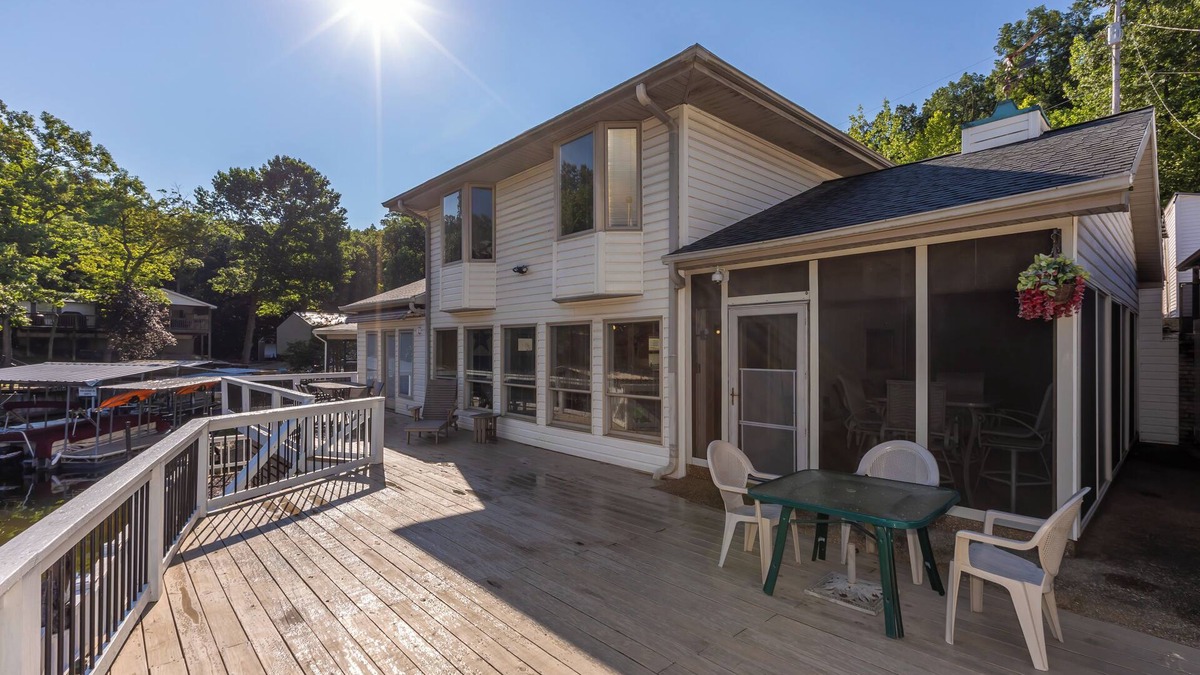 Rocky Mount House | Lakefront Retreat w/Private Dock & Large Deck – Family-Friendly Fun!