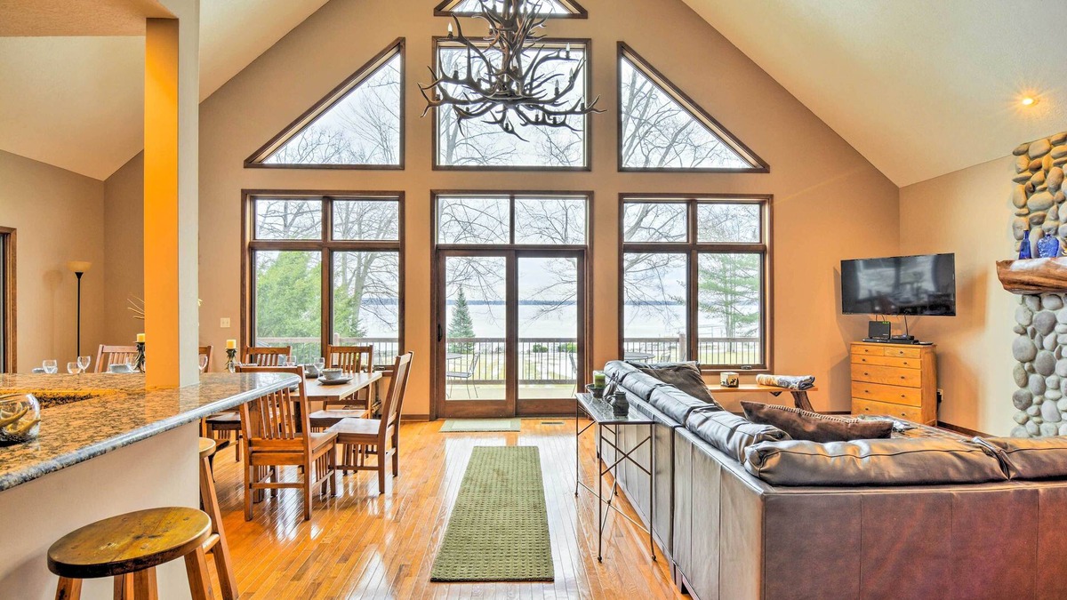 Higgins Lake House | Lakefront Roscommon Home w/Game Room & Dock!