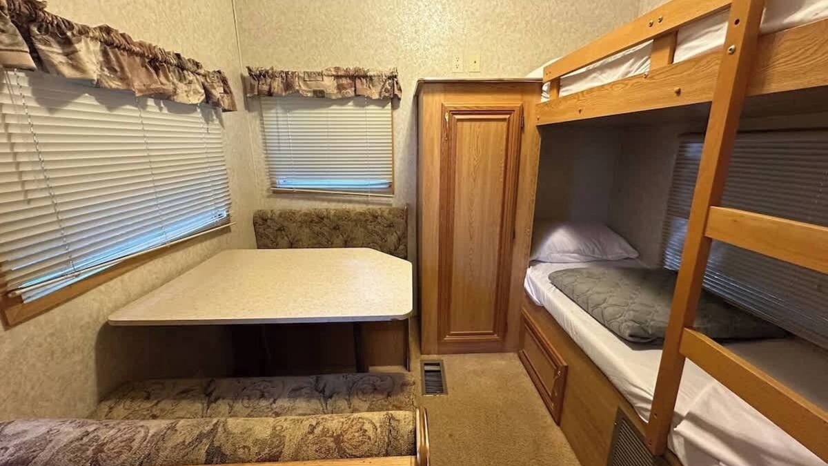 Parry Sound House | Lakefront RV Cottage in Parry Sound #14