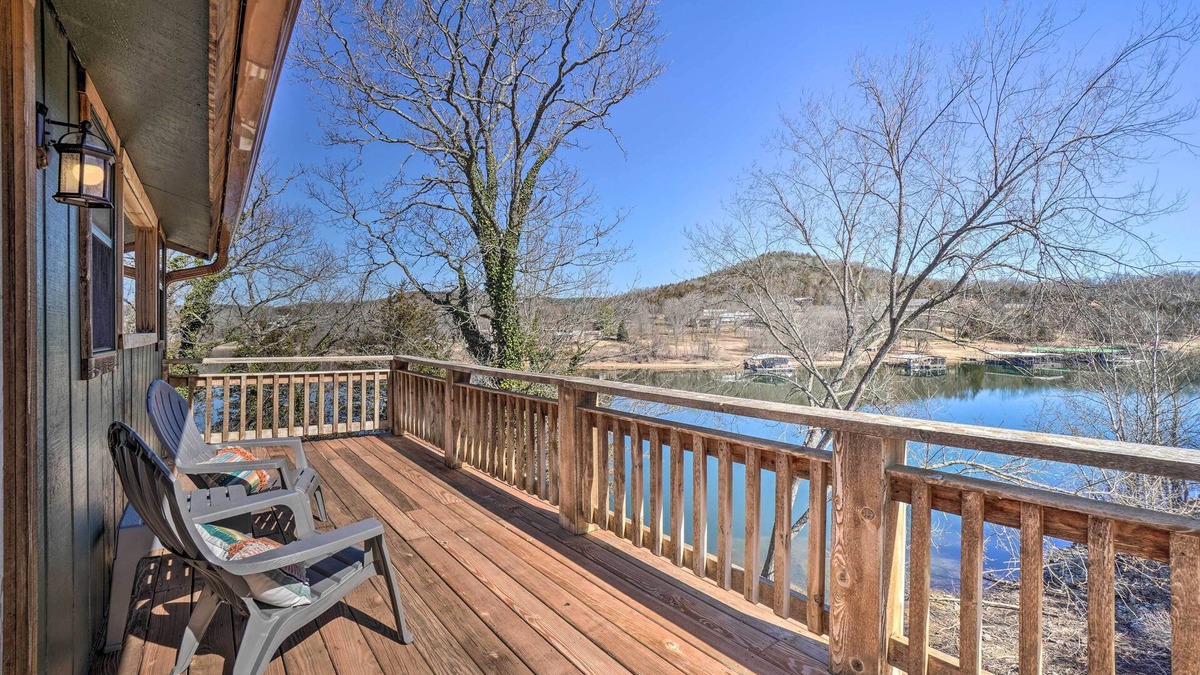 Shell Knob House | Lakefront Shell Knob Home w/Deck & Gas Grill