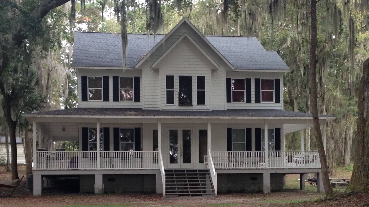 Madison House | Lakefront southern charm in beautiful quiet area