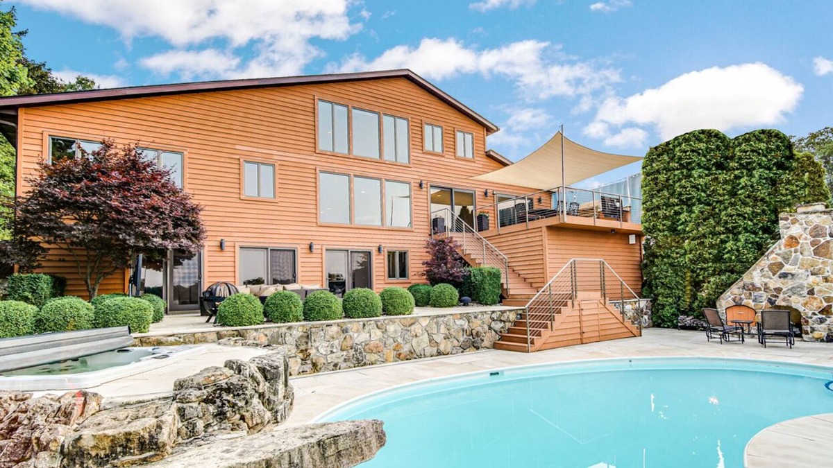 La Porte House | Lakefront Tech-savvy Home with Pool & Hot Tub