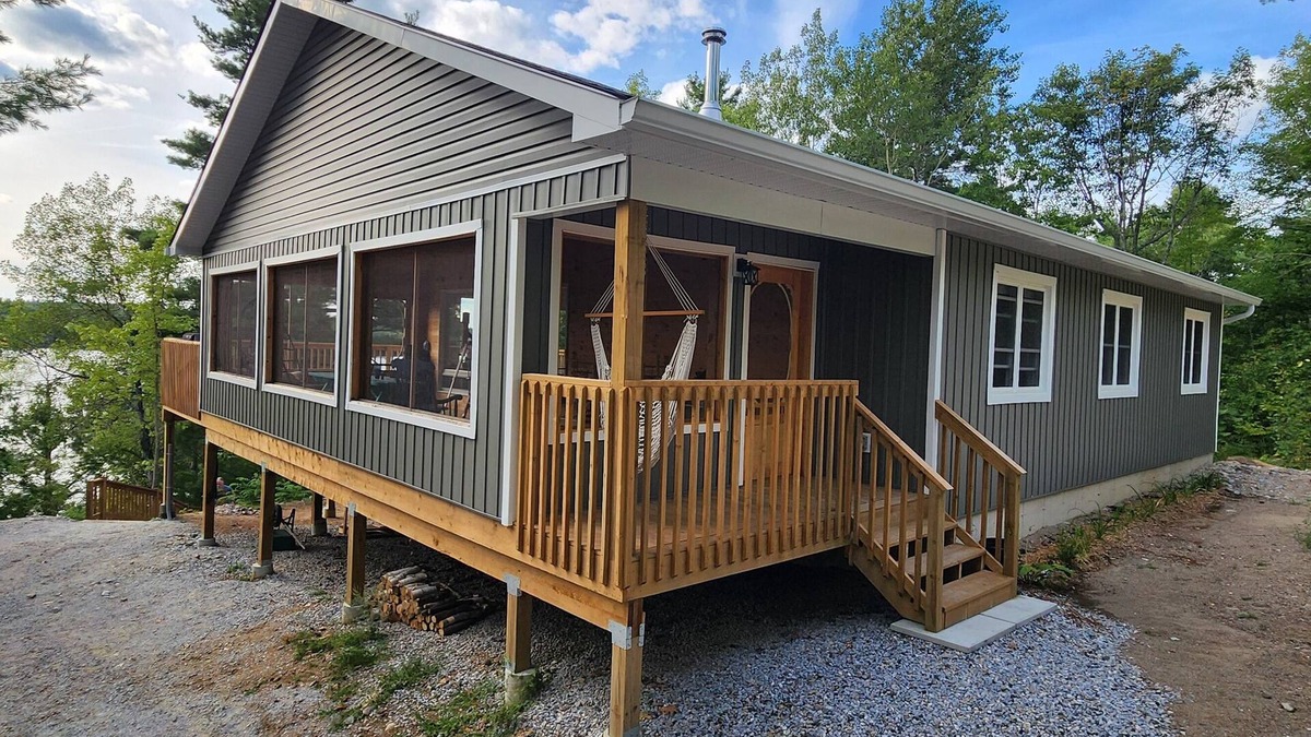 North Frontenac Cottage | Lakefront, treetop, cottage. Immerse yourself in a panorama of nature.