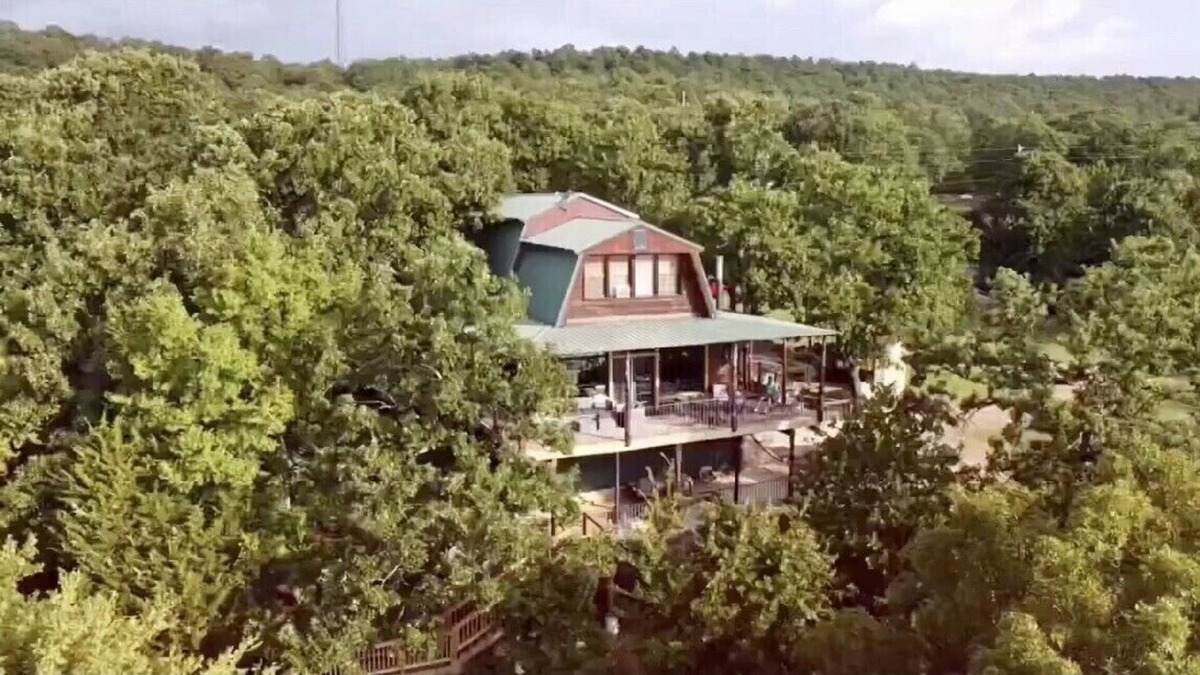 Eufaula Cabin | Lakefront! -True Lakefront Cabin with the best view on the lake.
