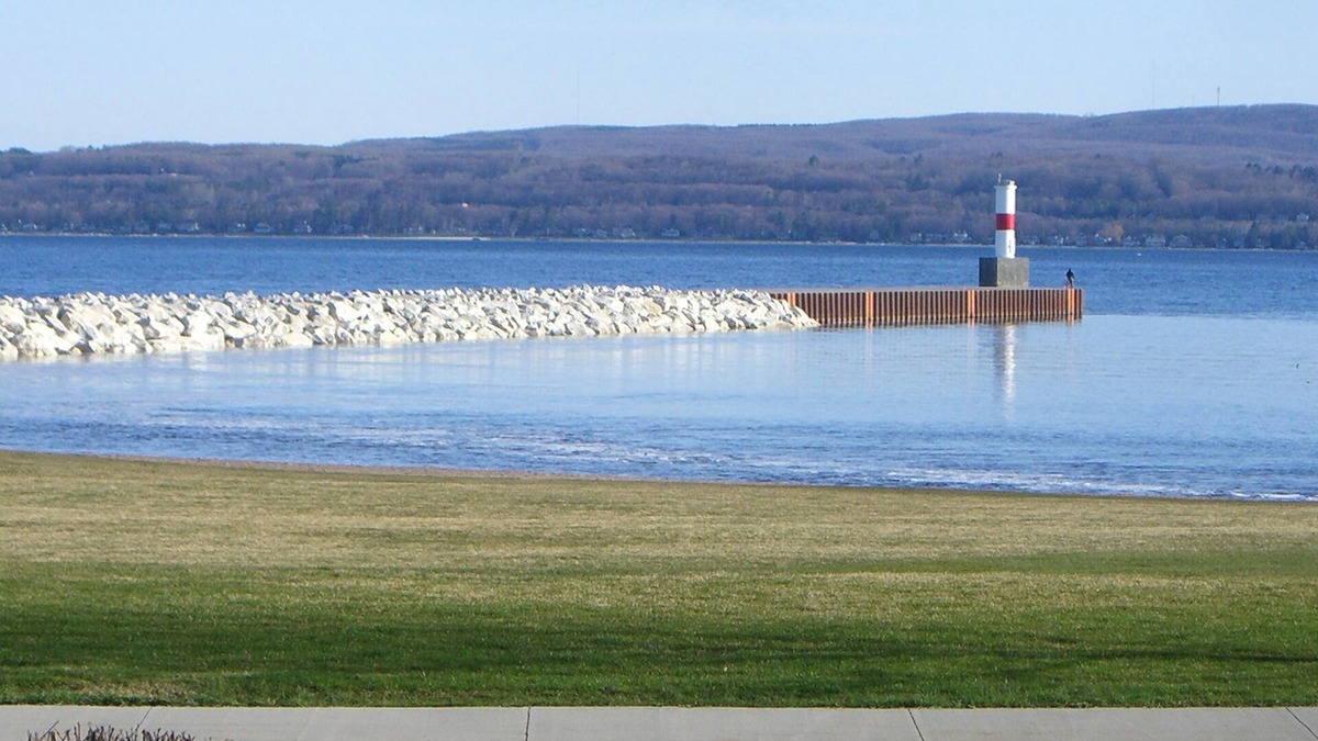Petoskey House | Lakefront View - Location . . . Location . . . Location