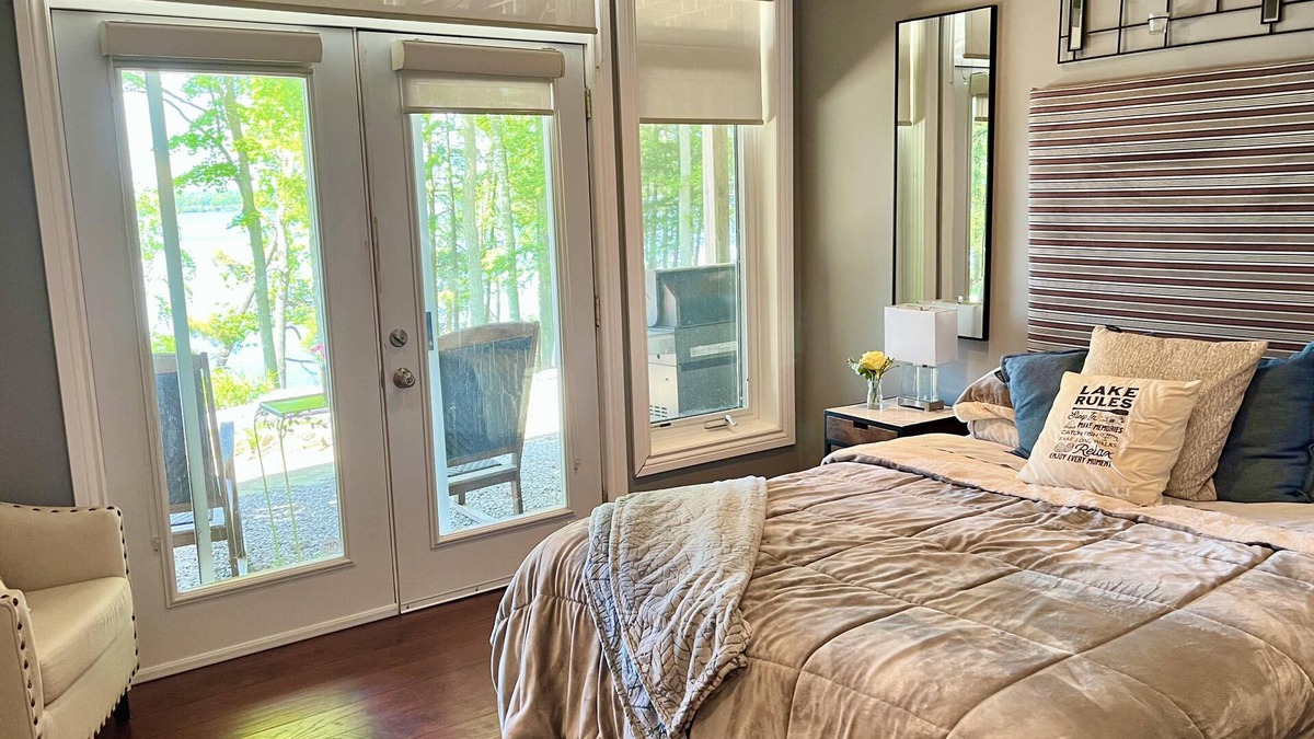 Dunsford Cottage | Lakehouse apartment with Bunkie
