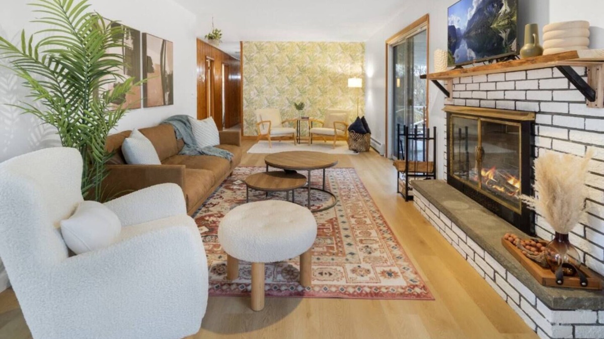 Lansing Apartment | Lakehouse w/Massive Yard & Fire Pit | Dog-friendly | Ithaca | Ridge Retreat #1