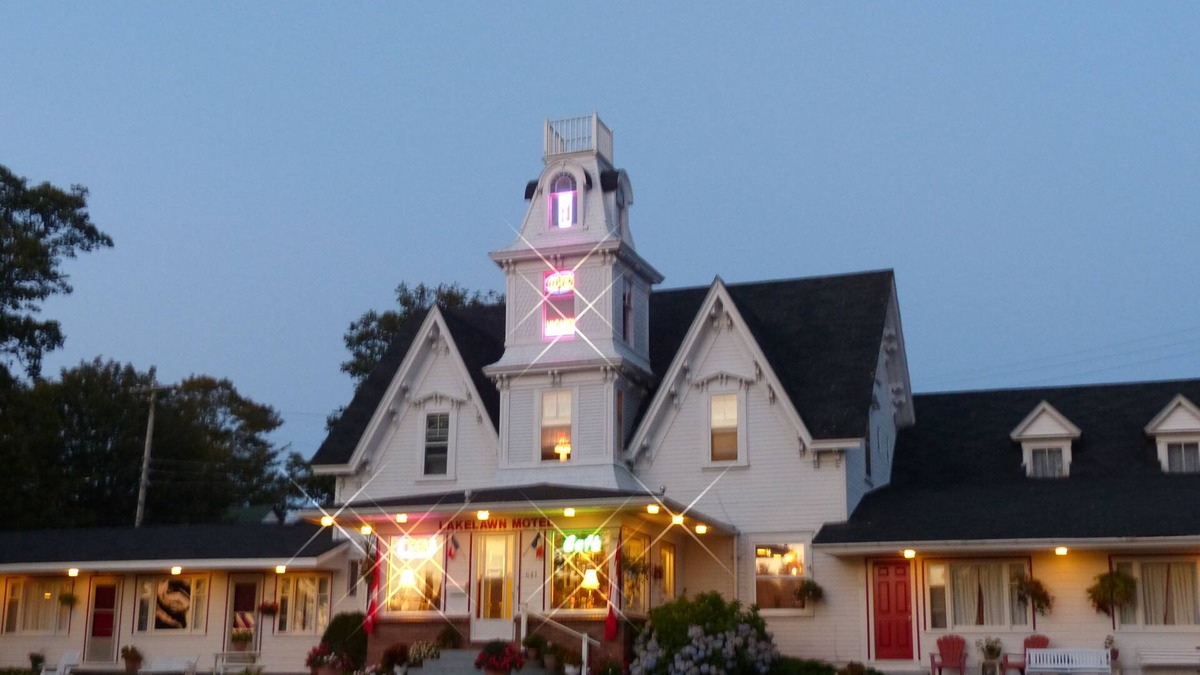 Yarmouth Hotel | Lakelawn B&B Motel