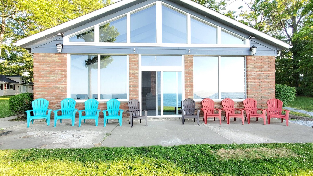 Madison-on-the-Lake House | LakePointe Shores #1 ~ 5 Acres along the coast of Lake Erie in Madison!