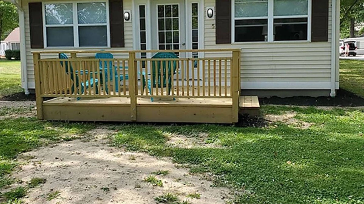 Madison-on-the-Lake Cottage | LakePointe Shores #5. 2 Bed 1 Bath Madison on the Lake