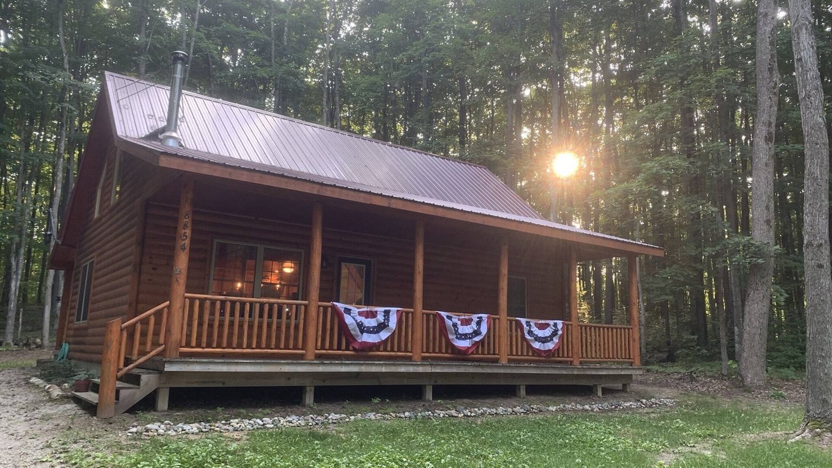 Elmira Cabin | Lakes of the North Cabin near trails - Access to Clubhouse with Pool and Hot Tub