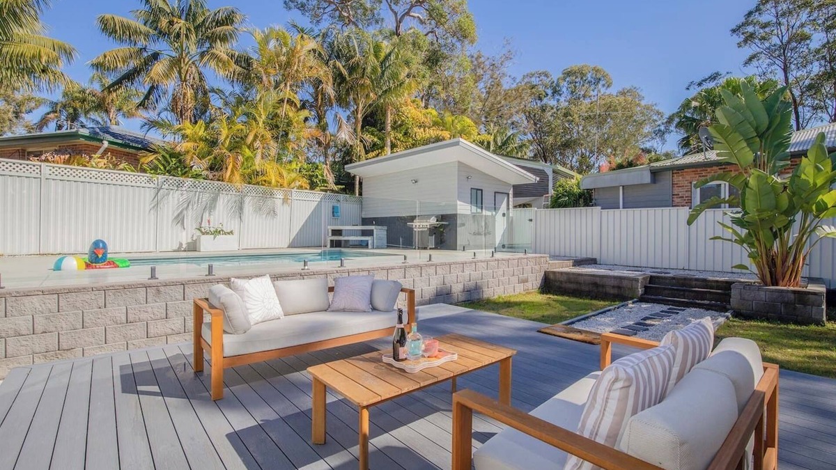 Kingfisher Shores House | Lakeshore Cottage Boho Chic with Poolside Deck