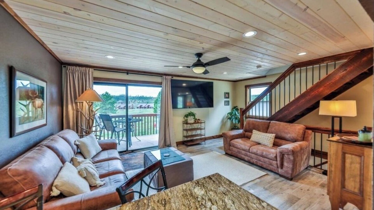 Grand Lake Condo | Lakeside Bliss - Your Colorado Getaway Location!