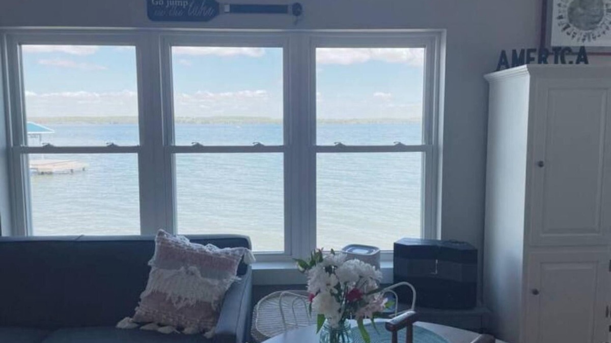 Oaks Corners Cottage | Lakeside Bunkhouse on Seneca Lake