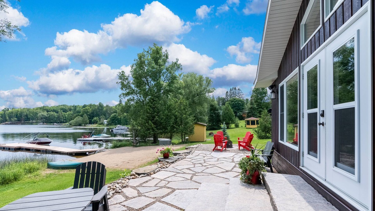 Haliburton Cottage | Lakeside Cabin in Haliburton Ontario
