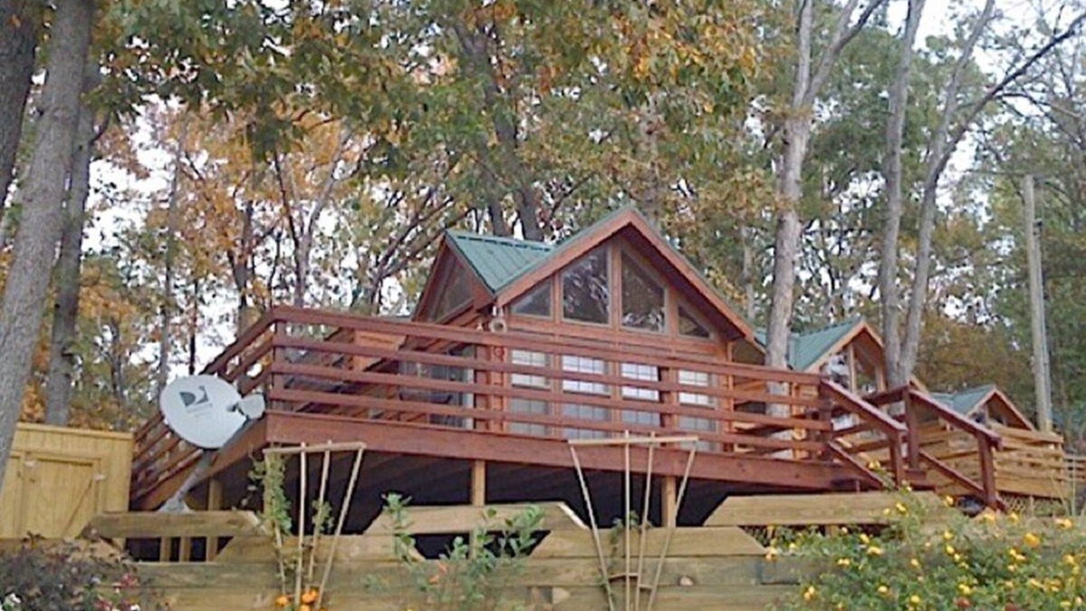 Ozark Cabin | Lakeside Cabin...Beach Included