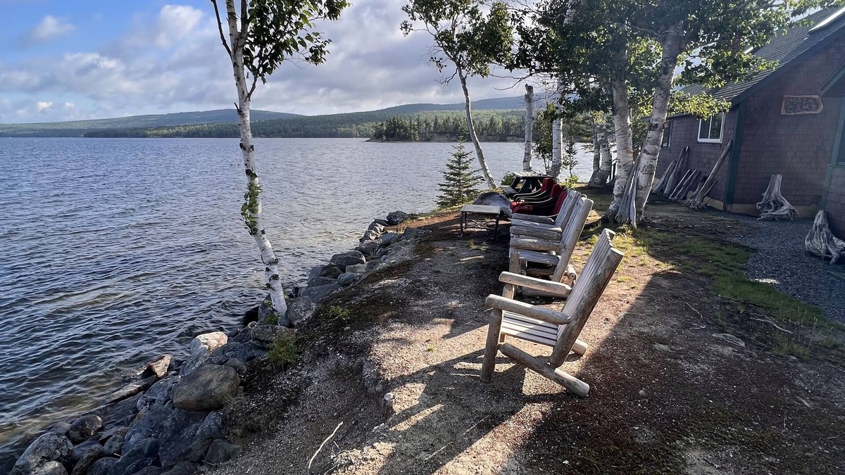 Rangeley Plantation Cabin | Lakeside cabin