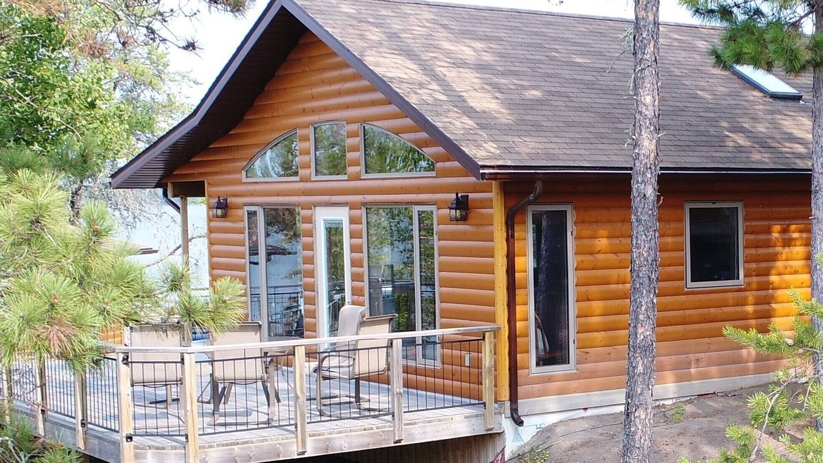 Sioux Narrows Nestor Falls Cottage | Lakeside deluxe 2 bedroom cottage
