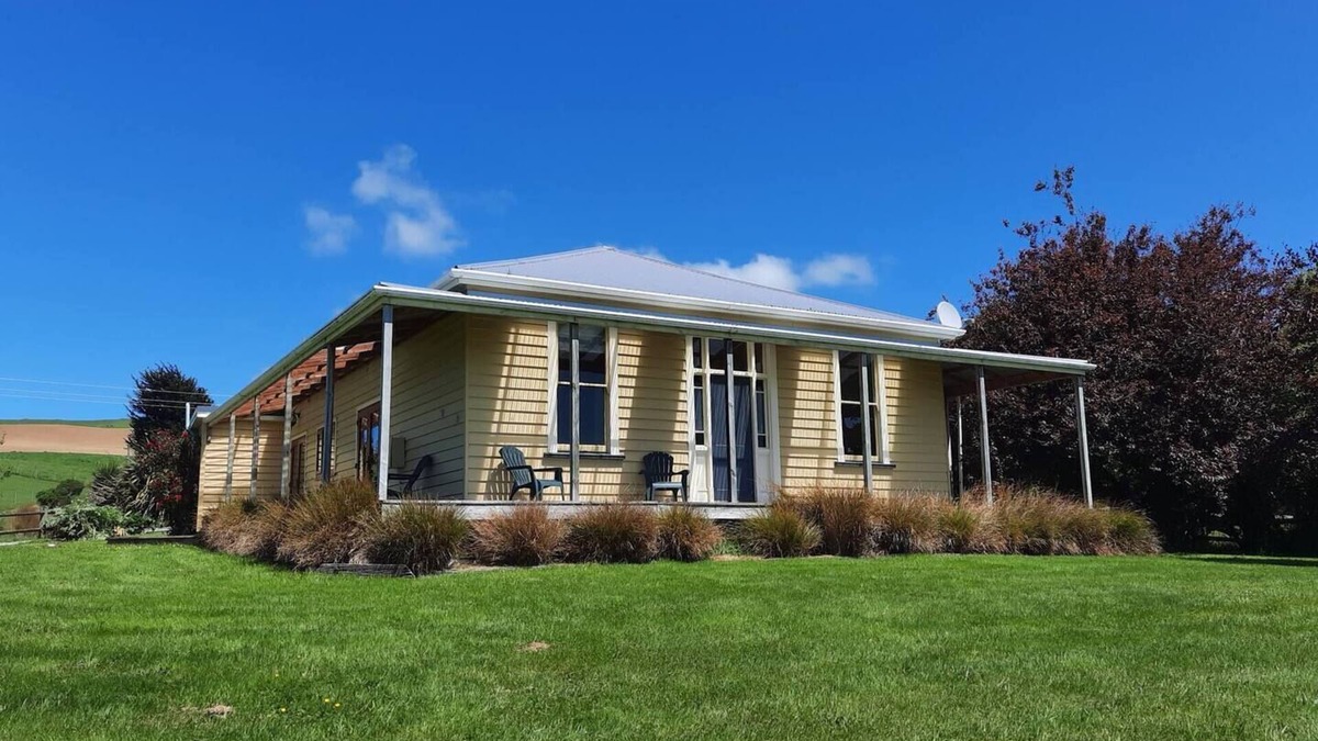 Hinahina Other | Lakeside Farm Cottage- where life stops and holidays start!