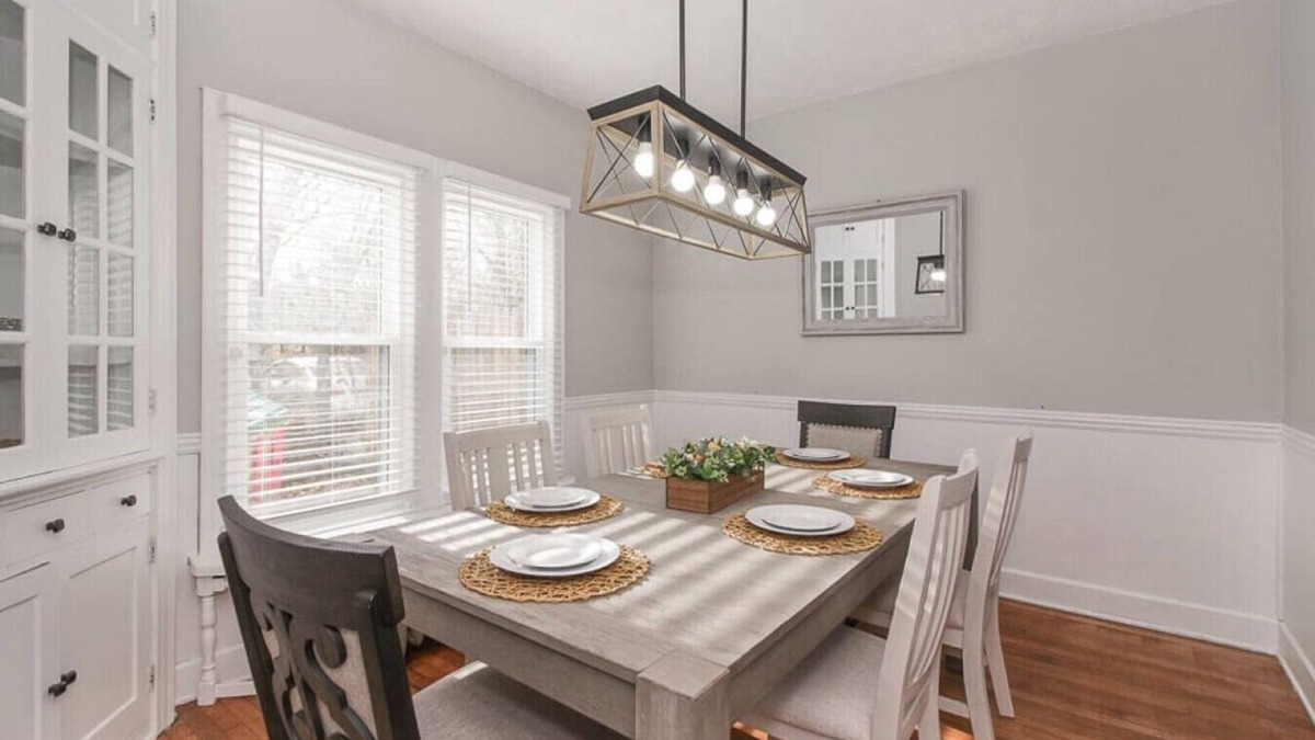 Lorain House | Lakeside Home in Lorain