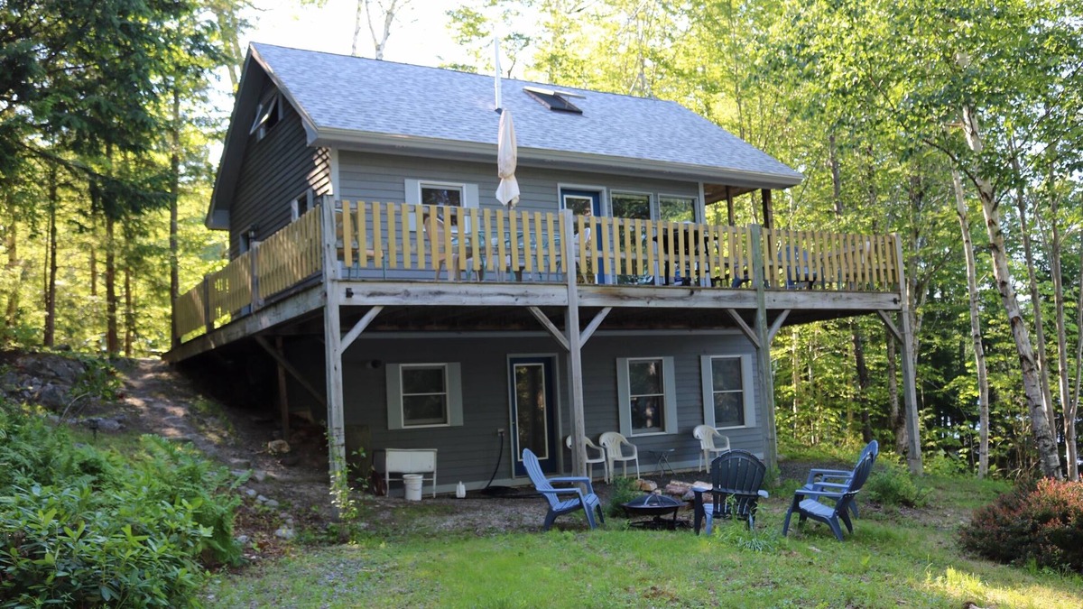 Cherryfield House | Lakeside home on Spring River Lake