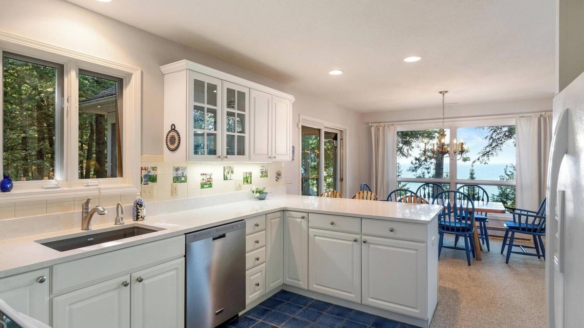 Harbor Springs House | Lakeside Home with Panoramic Views of Lake Michigan!