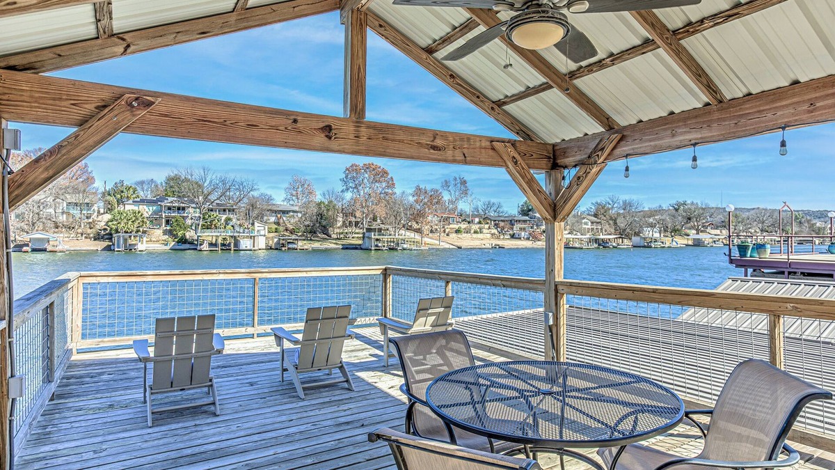 Kingsland House | Lakeside home with Private Dock, Hill Country Views & Endless Water Fun