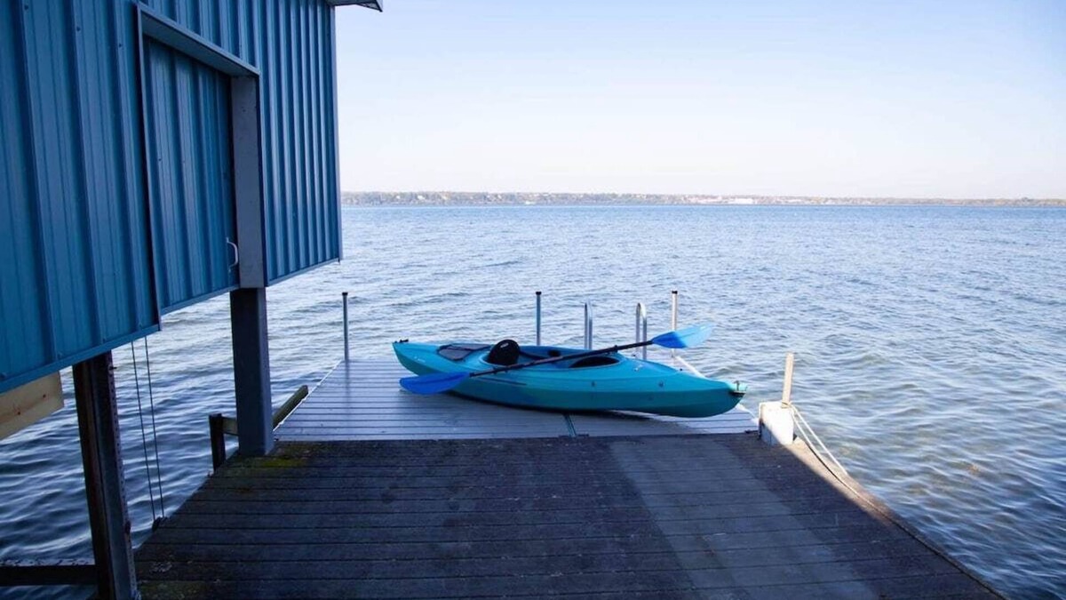 Geneva House | Lakeside Landing Dock, Fire Pit + Boat Rental