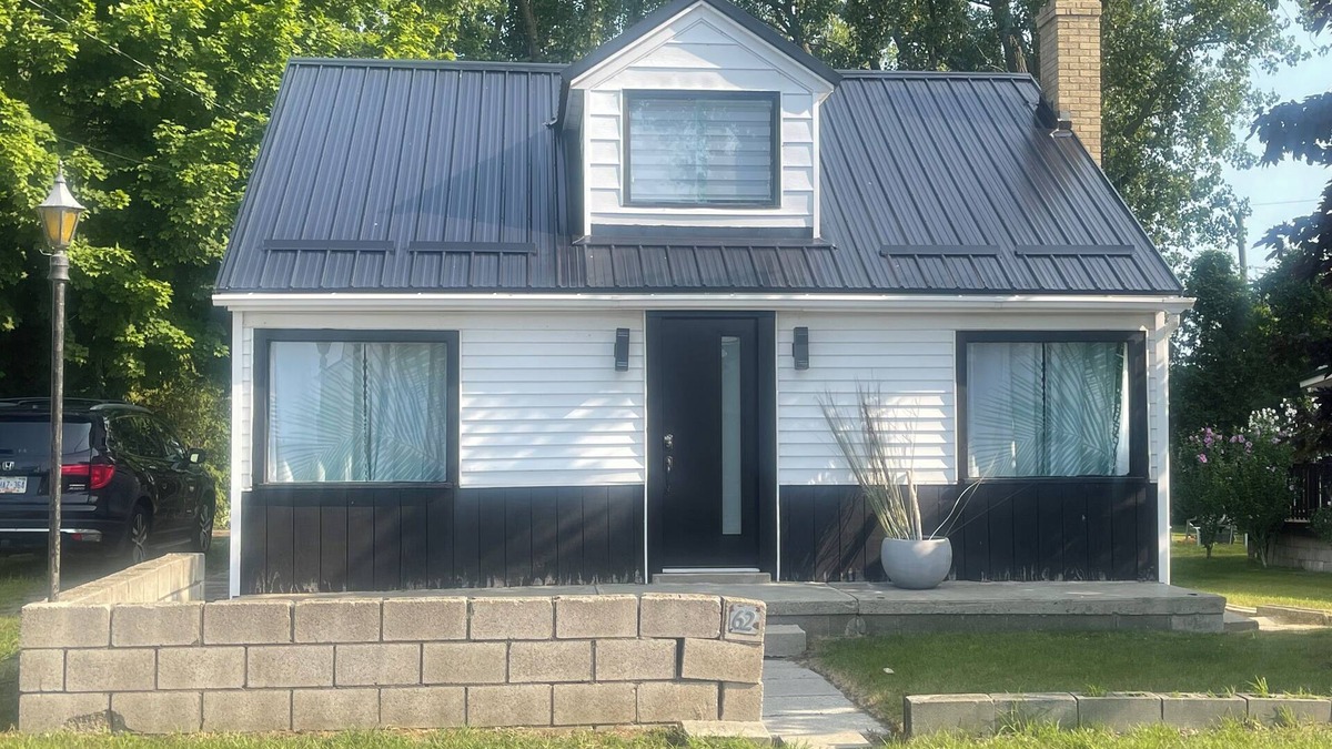 Long Point Cottage | Lakeside Living with Liana on the shores of pristine Long Point Beach sleeps 8!