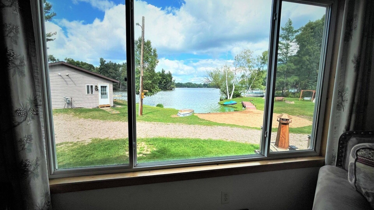 Phillips Cabin | Lakeside, Long Lake Cabin 5 | 3 Bed, 1 Bath