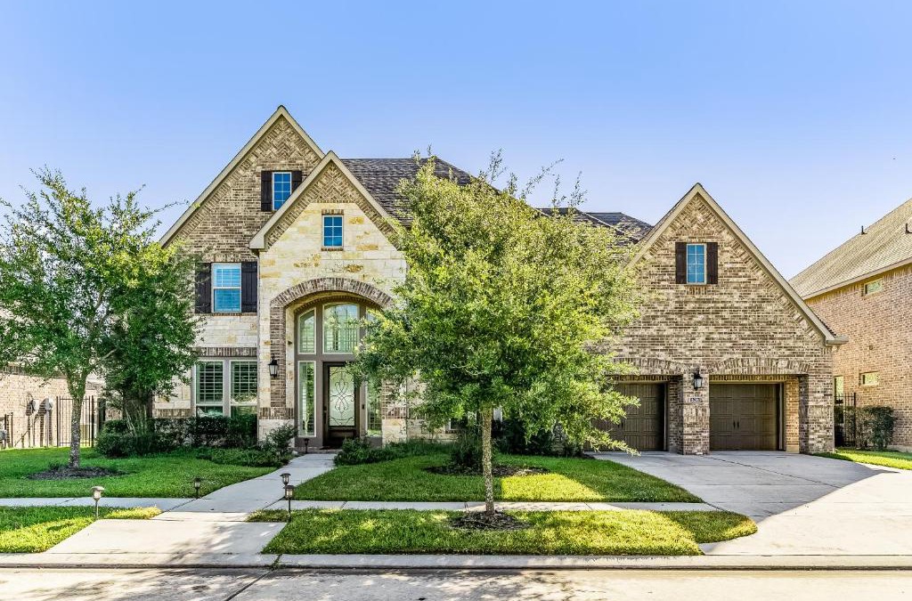 Lake Houston House | Lakeside Oasis