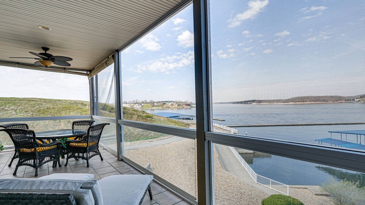 Osage Beach Condo | Lakeside Osage Beach Condo in Lands End Community
