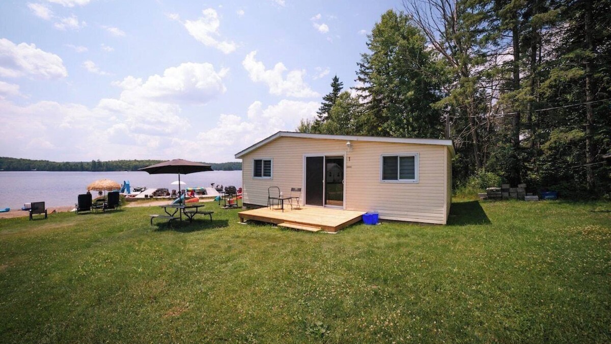 Magnetawan Cabin | Lakeside Retreat #1 - Maijac Resort & Marina