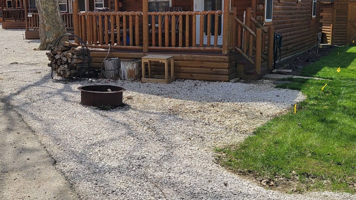 Ashtabula Cabin | Lakeside Retreat #13