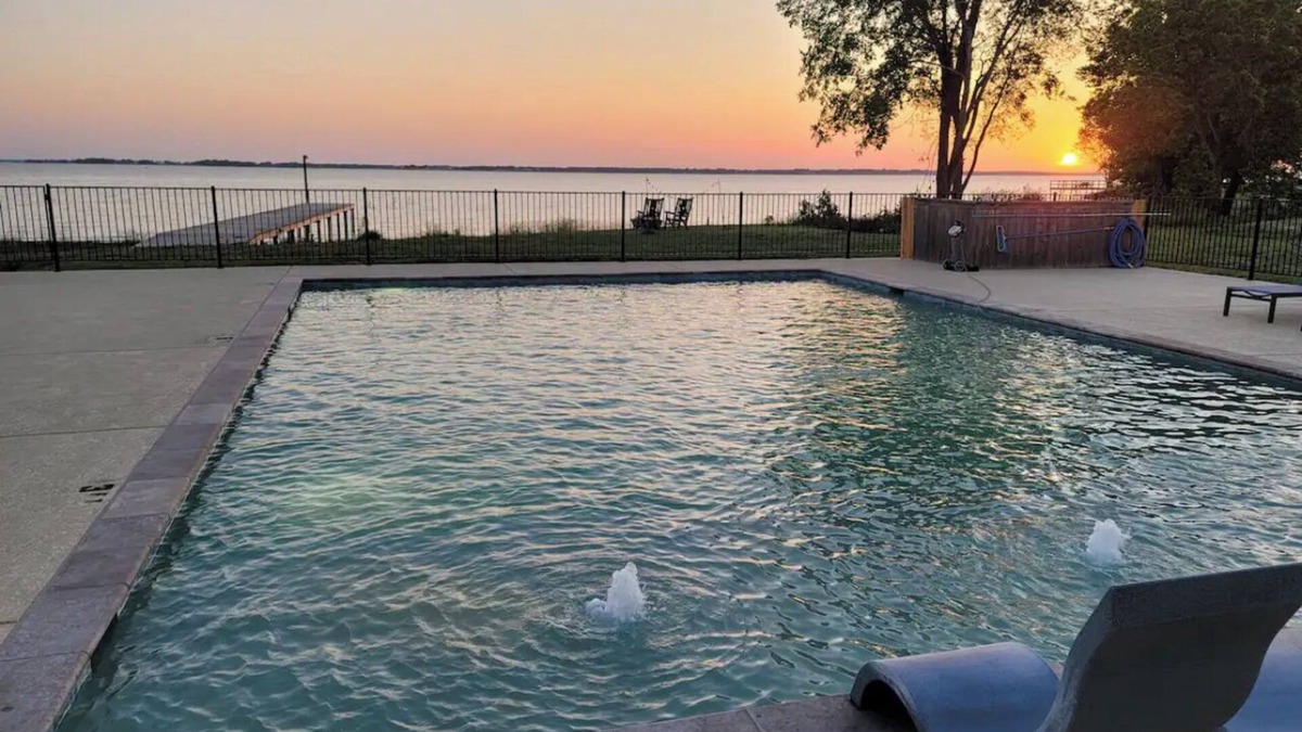 Kerens House | Lakeside RV Lot w/Amenities in Kerens