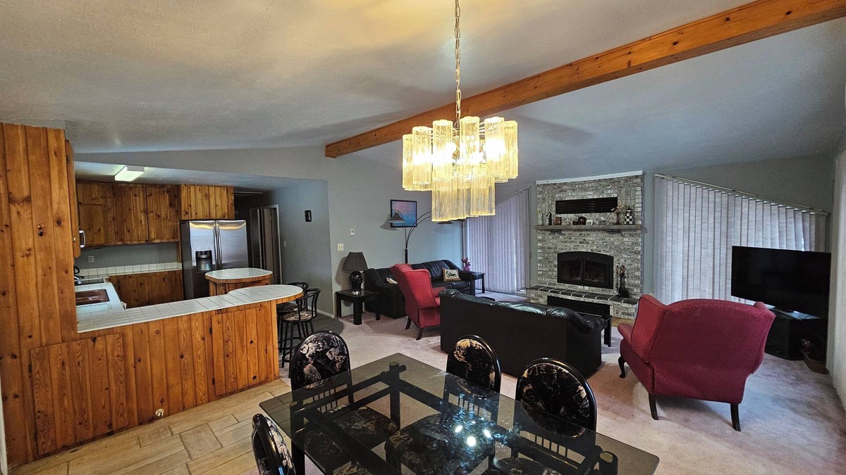 Nevis Cabin | Lakeside Serenity Meets Northern Adventure, Stunning Sunsets, Family Getaway!