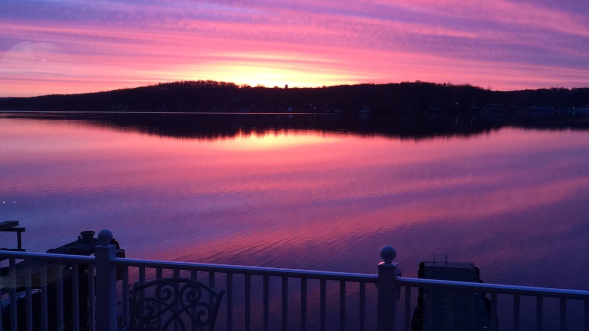 Hopatcong House | Lakeside Style and Luxury